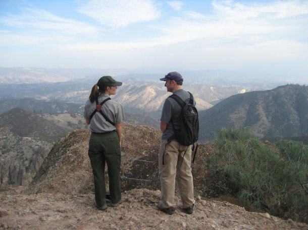 Alacia-pinnacles-national