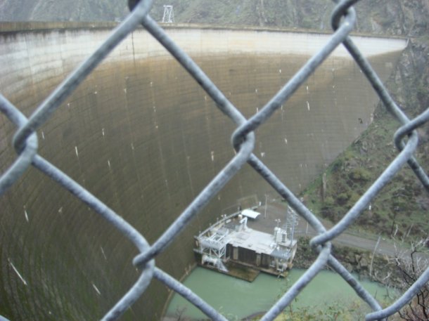 lake-berryessa-dam