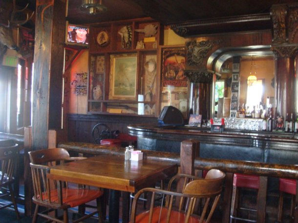 silver-dollar-saloon-marysville 