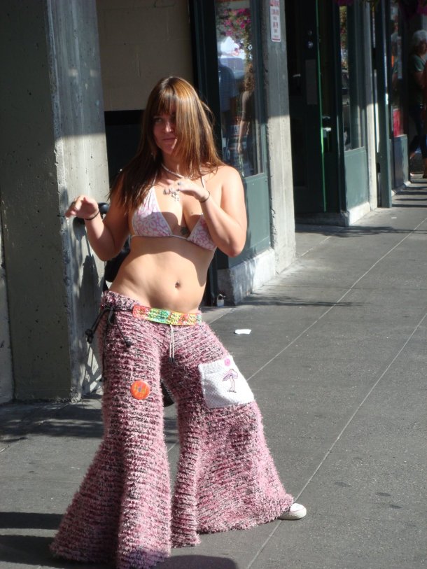 dancing-girl-pikes-place-seattle