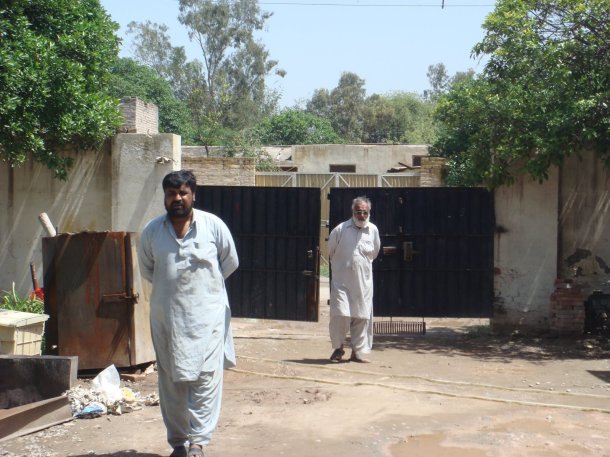 pakistan-weapons-smuggling