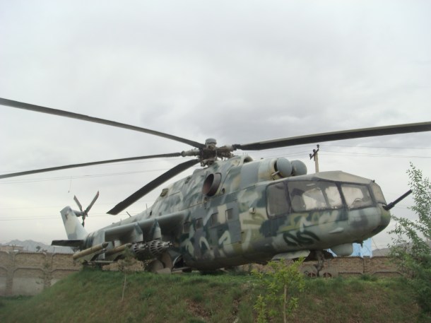 soviet-helicopter-gunship