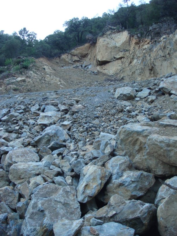 rockslide-bullards-bar