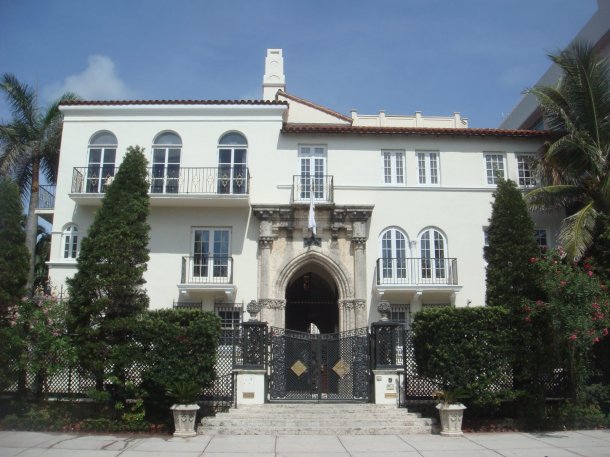 Gianni-Versace-Mansion