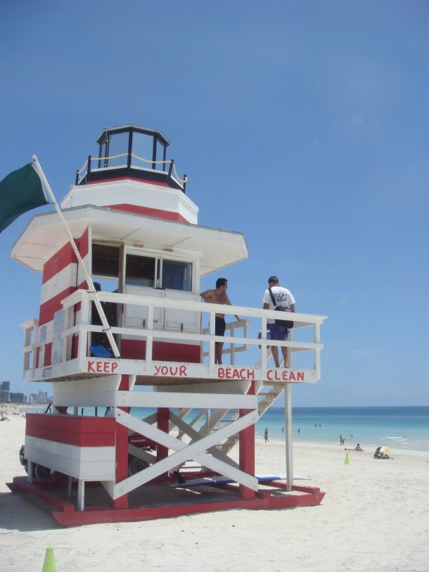 lifeguards-miami-beach