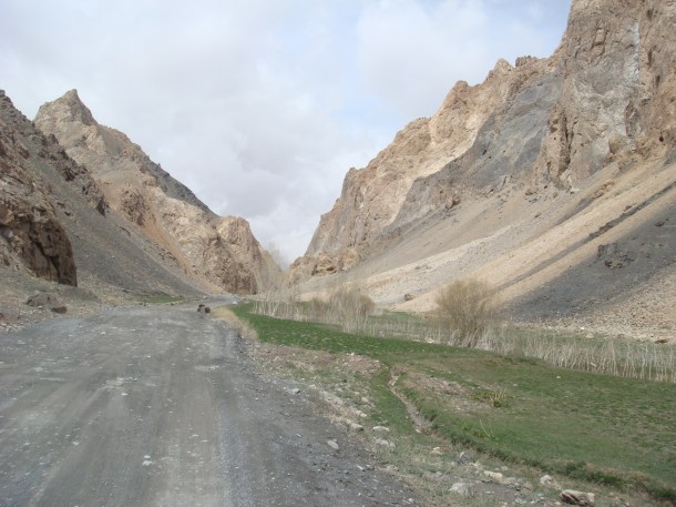 Band-I-Mir-road 