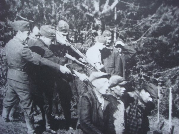 n563903375_972796_2966