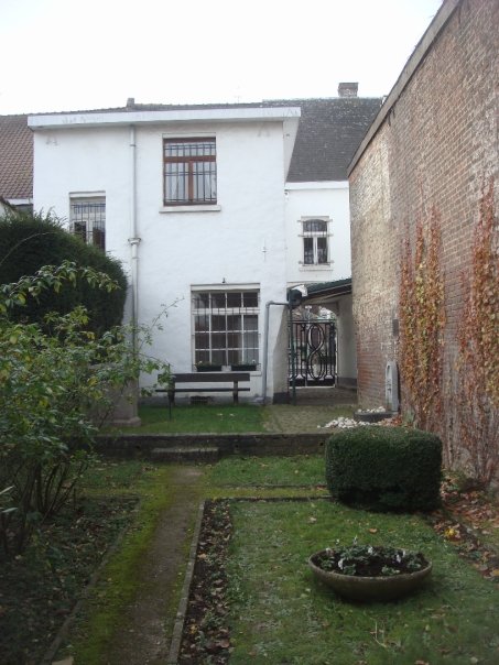 n563903375_990679_4357