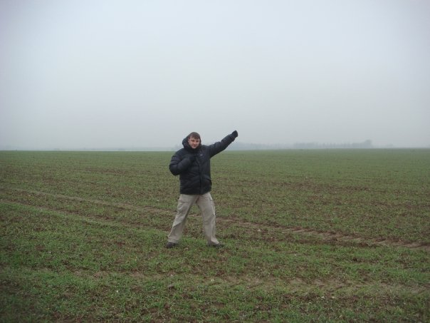 n563903375_990730_9154