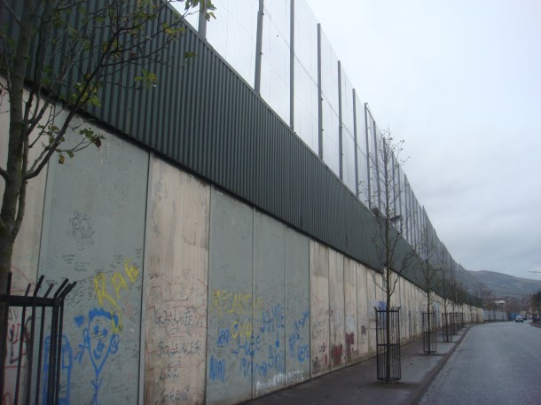 peace wall belfast