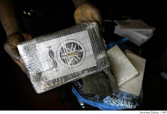 ba-guinea_narcos_0499907548