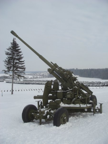 2366_53743093375_563903375_1364844_4501072_n