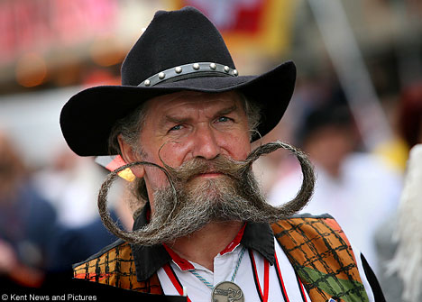 BeardyweirdyKNP_468x335