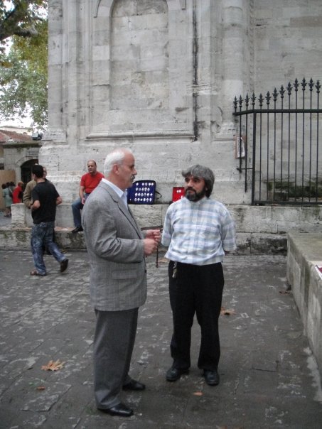 9935_141498473375_563903375_2483864_936023_n