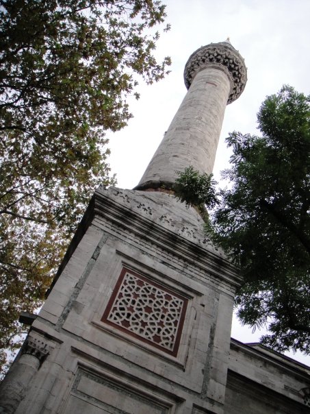 9935_141511308375_563903375_2484054_7938627_n