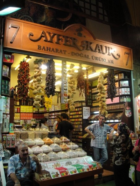 9935_141550288375_563903375_2484730_3348959_n