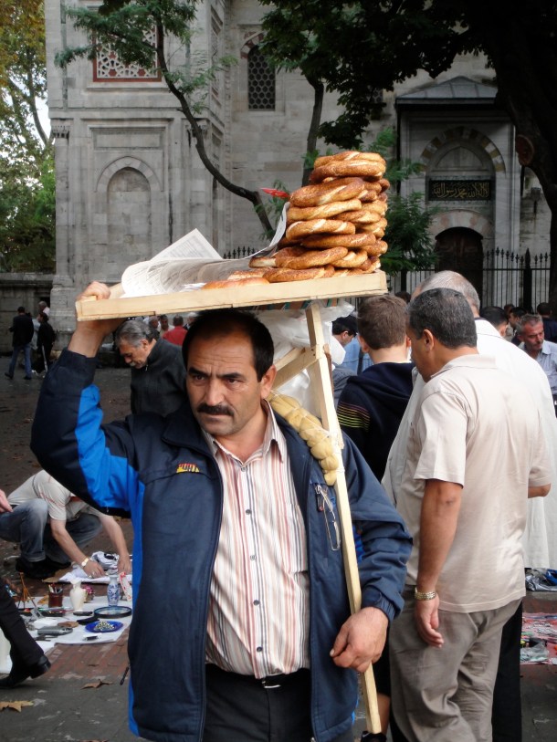 bread-seller-istanbul