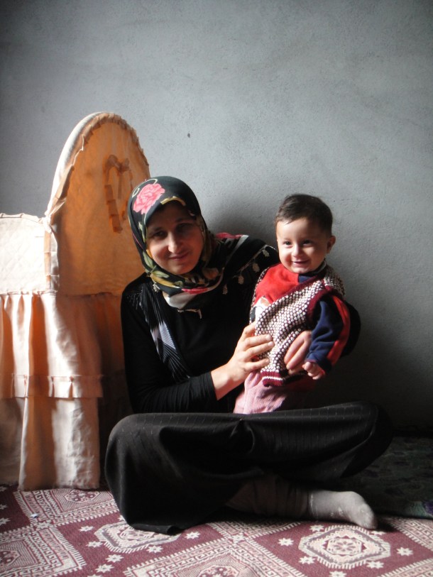 kurdistan mother child