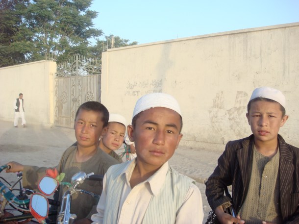 people-of-Mazar-i-Sharif-afghanistan