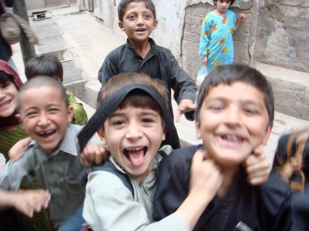 children-peshawar-pakistan