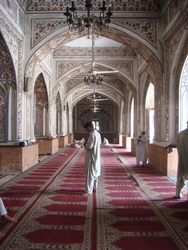 qasim ali khan mosque peshawar