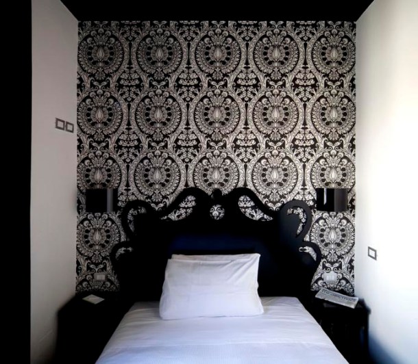 Ames Hotel In Florence