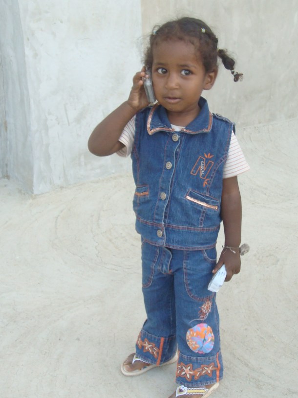 little-girl-on-phone