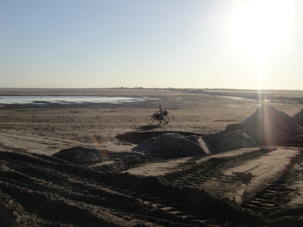driving-in-assam driving in assam across the Bramaputra
