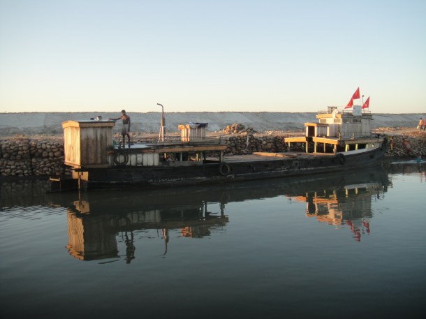 driving-in-assam driving in assam across the Bramaputra
