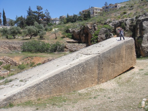largest stone in the world