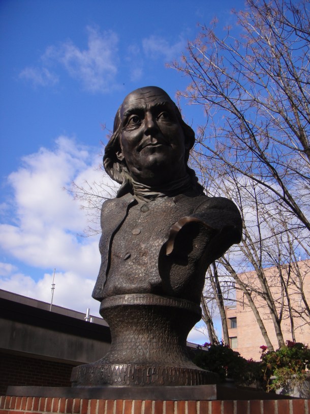 benjamin franklin statue philadelphia