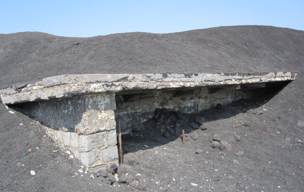 destroyed building etna sicily
