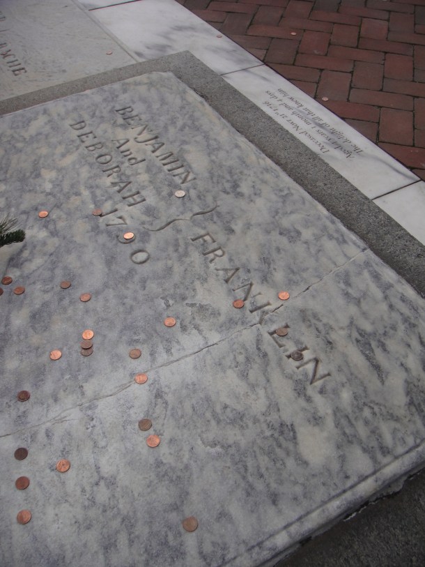 grave benjamin franklin