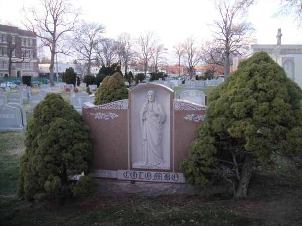 joe colombo grave location