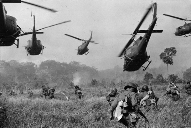 vietnam war helicopters