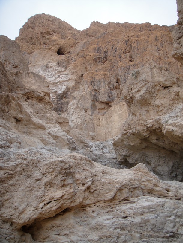 cave qumran
