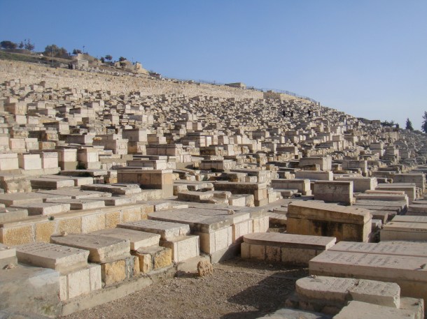 mount of olives graves