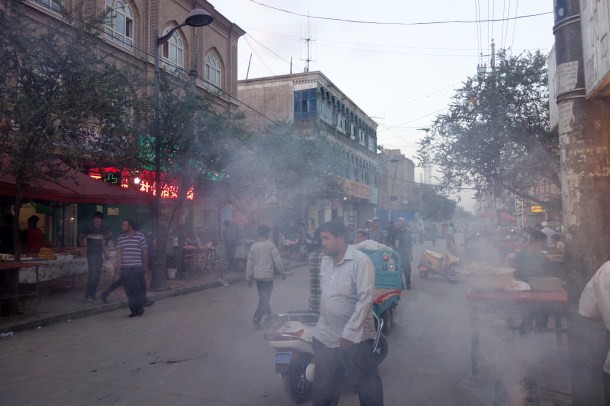 night-market-kashgar