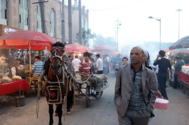 night-market-kashgar