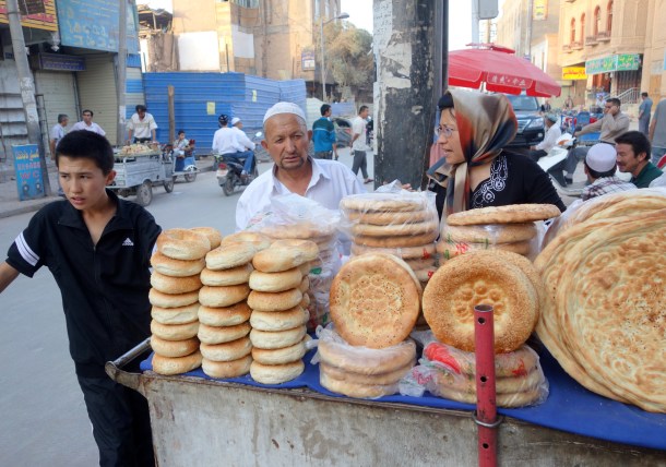 night-market-kashgar