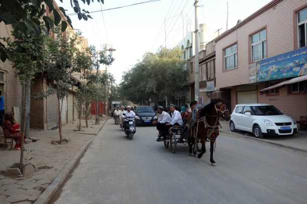 uighurs-in-kashgar