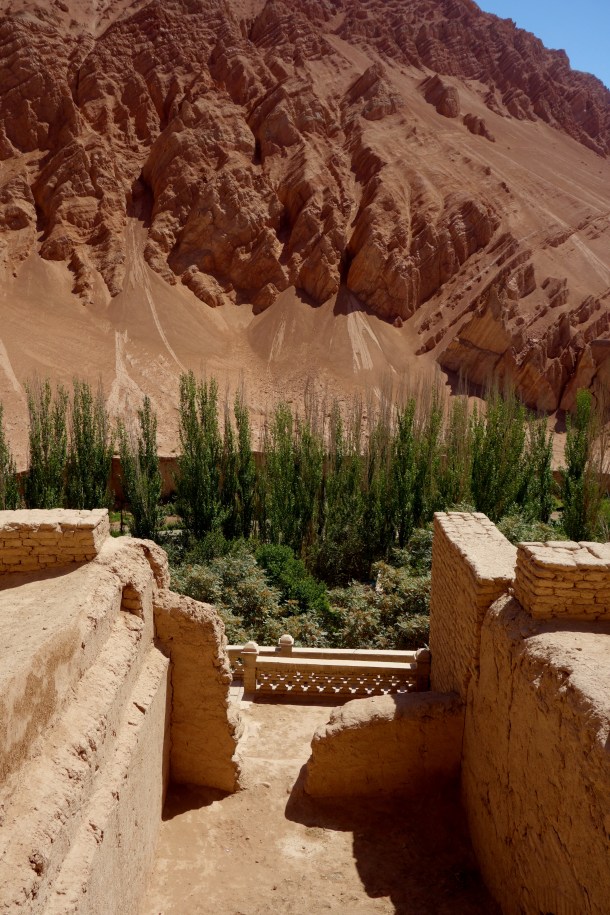 Bezeklik-Thousand-Buddha-Caves