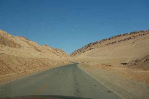 flaming-mountains-road