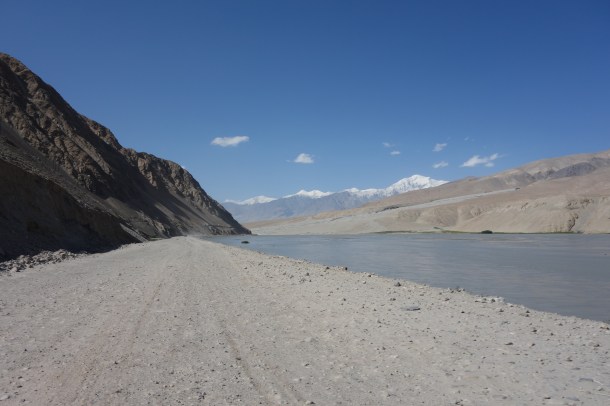 Karakoram-Highway-china