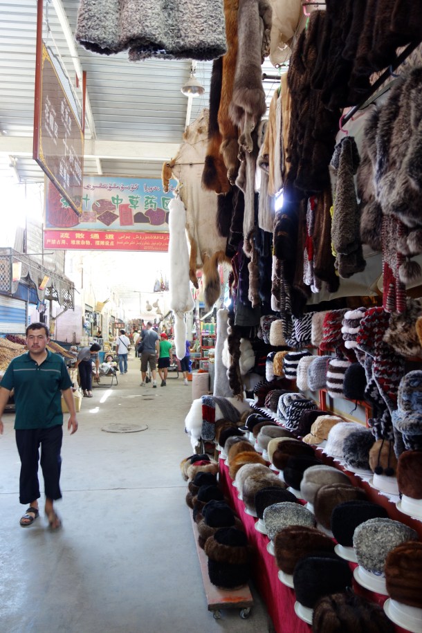 sunday-market-kashgar