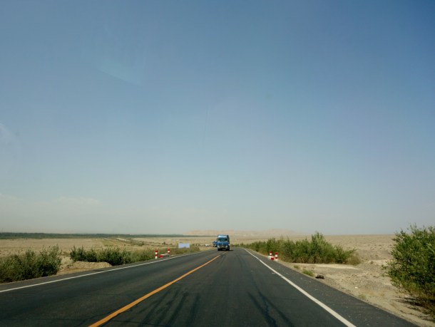xinjiang-roadway