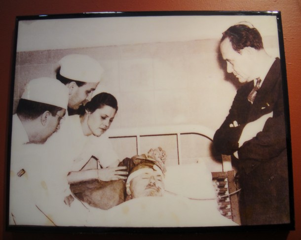 leon-trotsky-assassination