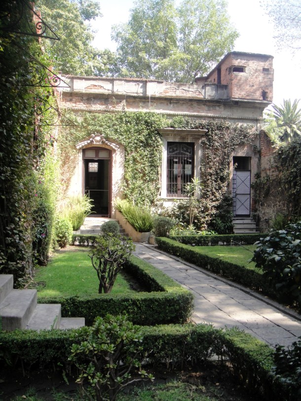 leon-trotsky-home-mexico-city