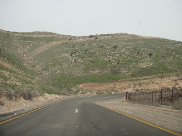 west-bank-border-with-jordan