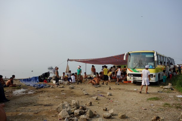 beach-life-north-korea
